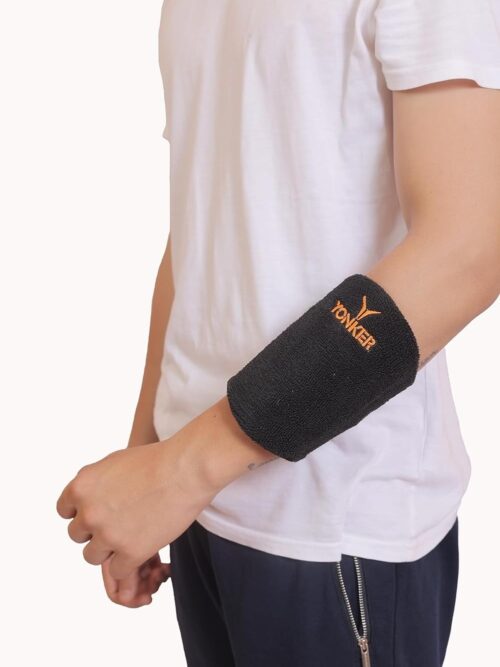 1 YONKER ARM GUARD WITH WRIST BAND | PLAYERS CHOICE