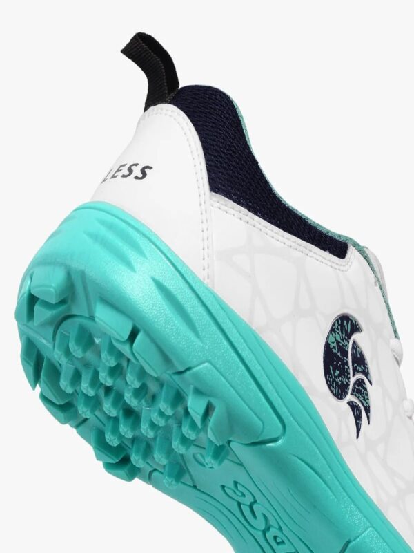 DSC Belter Cricket Shoes