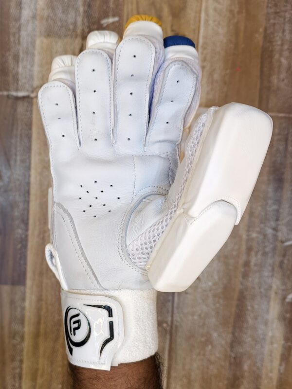 COUNTY BATTING GLOVES | SHEEP LEATHER | PREMIUM